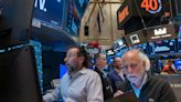 Wall Street finit en ordre dispersé, entre croissance soutenue et résultats mitigés