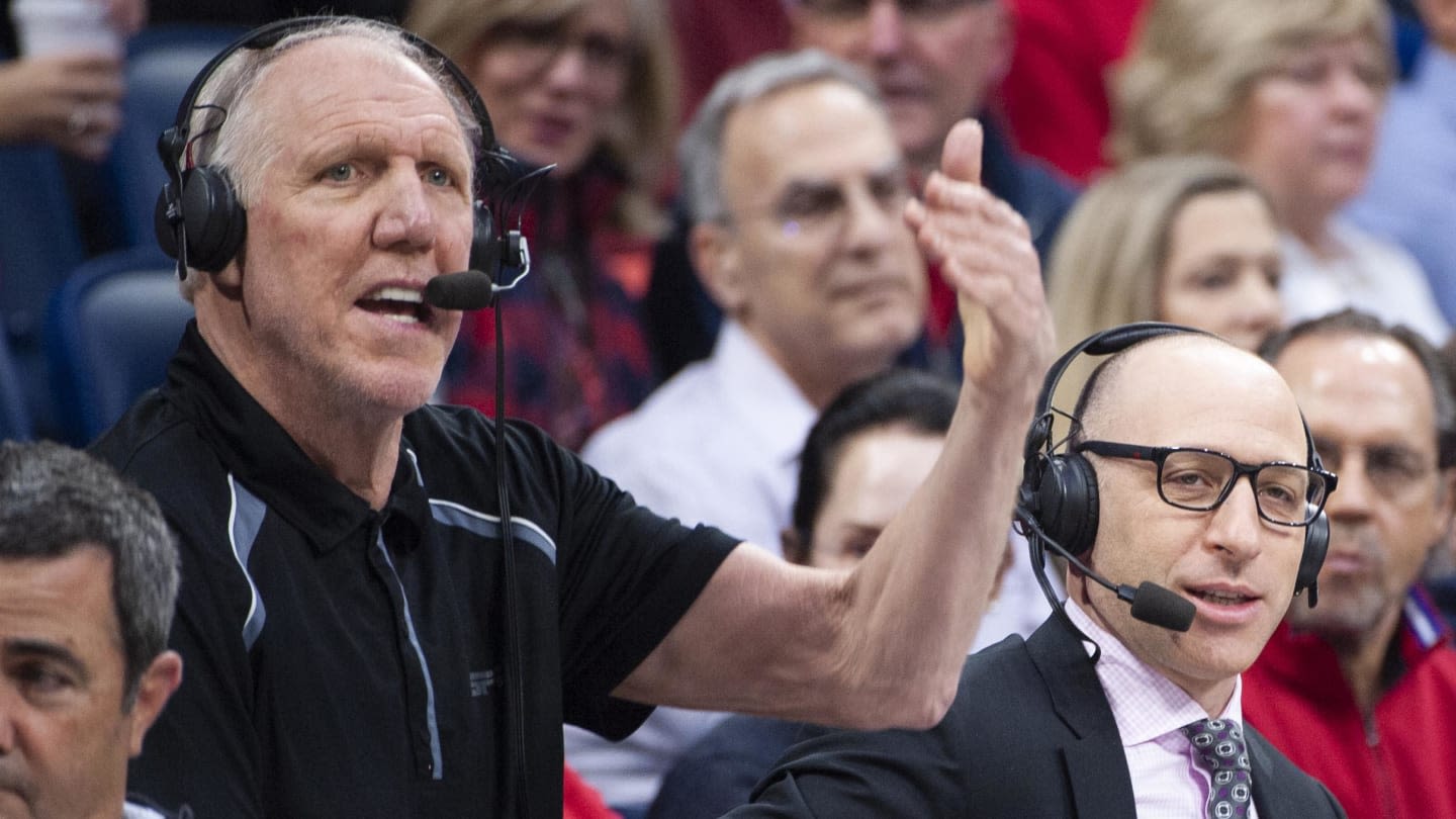 ESPN's Dave Pasch Shares Incredible Series of Texts From Late Bill Walton