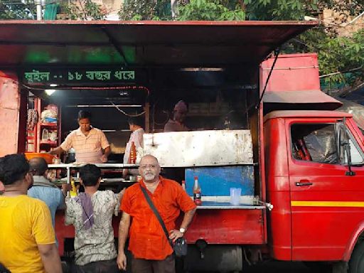 Forever Chowringhee Lane: An old-new flavour on wheels