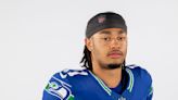 Seahawks unveil 90s throwback uniforms