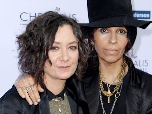 'The Conners' Star Sara Gilbert Ending Marriage to Linda Perry 5 Years After Separation