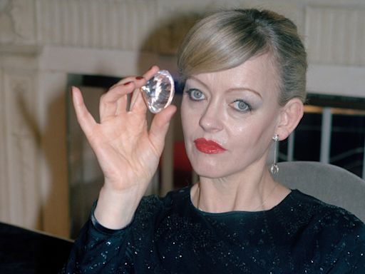 I was UK's notorious jewel thief dubbed 'The Godmother' & made MILLIONS