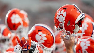 College football live scores, games, updates: Clemson at Florida State, Tennessee-Arkansas and more