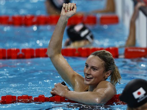 McIntosh 400IM win highlights Paris Olympic swimming - RTHK