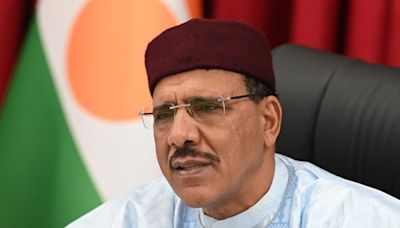 Niger: la Cour d’État lève l’immunité du président renversé Mohamed Bazoum