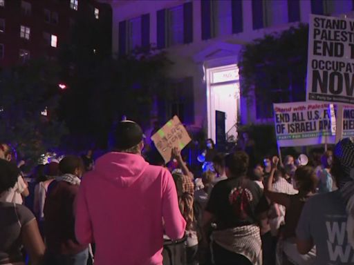 Students protest outside George Washington University president's home