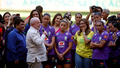 Brasília Hoje: Vídeo: Lula ironiza Corinthians ao comparar times de futebol com partidos