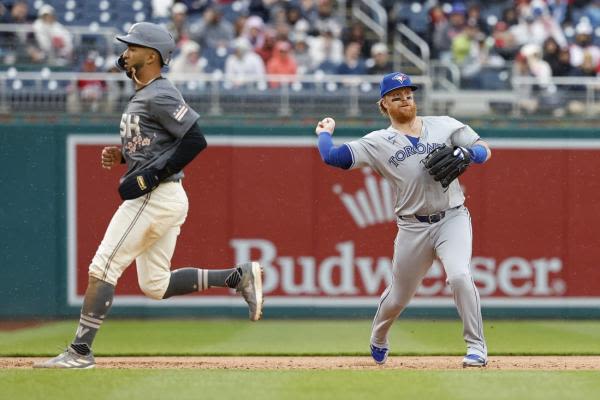 Blue Jays snap skid with 6-3 win over Nats