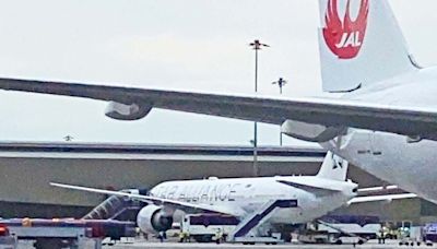 新航波音777客機遇亂流 迫降曼谷機場釀一死30傷