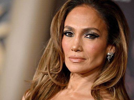 12 fitness tips Jennifer Lopez swears by: 'It's all about changing it up.'