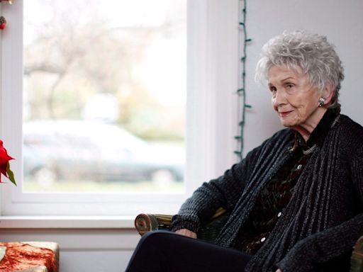 Alice Munro's daughter sees outpouring of messages after essay on mother's silence to her sexual abuse