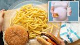 Drop that burger — how pregnant women can harm their baby by eating fast food