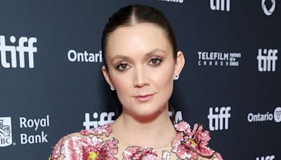 'The Last Showgirl' made Billie Lourd feel closer to mom Carrie Fisher