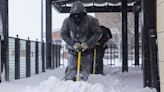 Blizzard strikes US Midwest, cancelling flights and disrupting presidential campaign