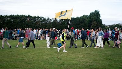 Murray fans queue for days to see what could be tennis star’s last Wimbledon