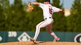 No. 9 Georgia chomps reeling Gators with series opening win