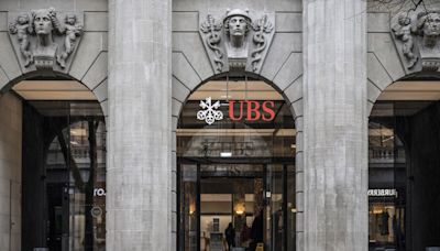 UBS Names Former Top Credit Suisse Banker as China Vice Chair