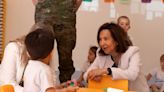 Robles, obligada a hacer gratuitas las escuelas infantiles de Defensa tras perder el 50% de sus alumnos en cuatro años