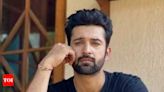 10:29 Ki Aakhari Dastak: Will Rajveer's character end in the show? - Times of India