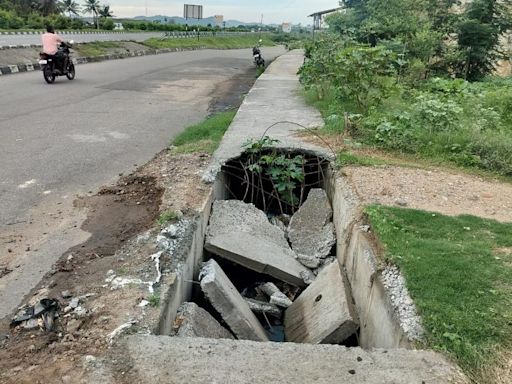 Damaged storm-water drain poses risk to school students