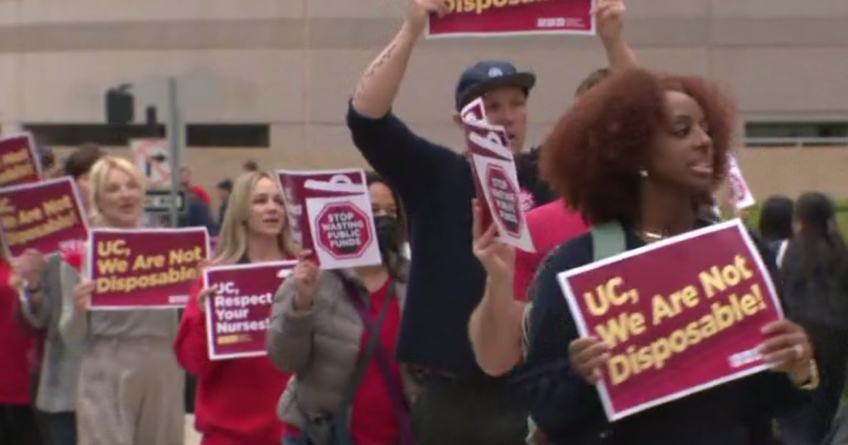 UCLA nurses protest new changes that could force 200 to resign