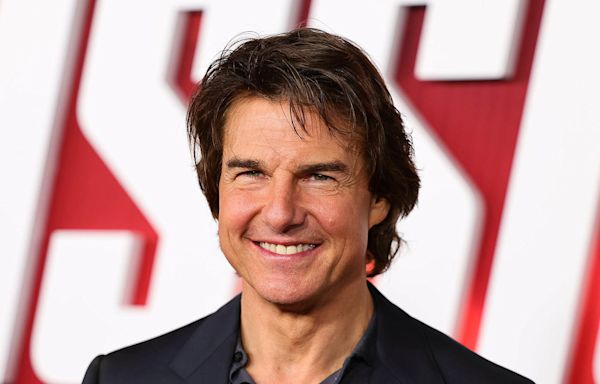 See Tom Cruise in a rare photo with both his adult children, Bella and Connor