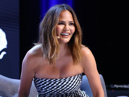 Chrissy Teigen Posts Adorable Childhood Photos of Herself — & One of Her Kids Could Be Her Twin