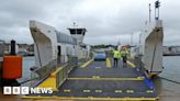 Isle of Wight chain ferry: Service resumes in time for yacht race