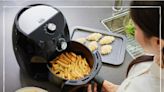 How much does it cost to run an air fryer and is it cheaper than a microwave?