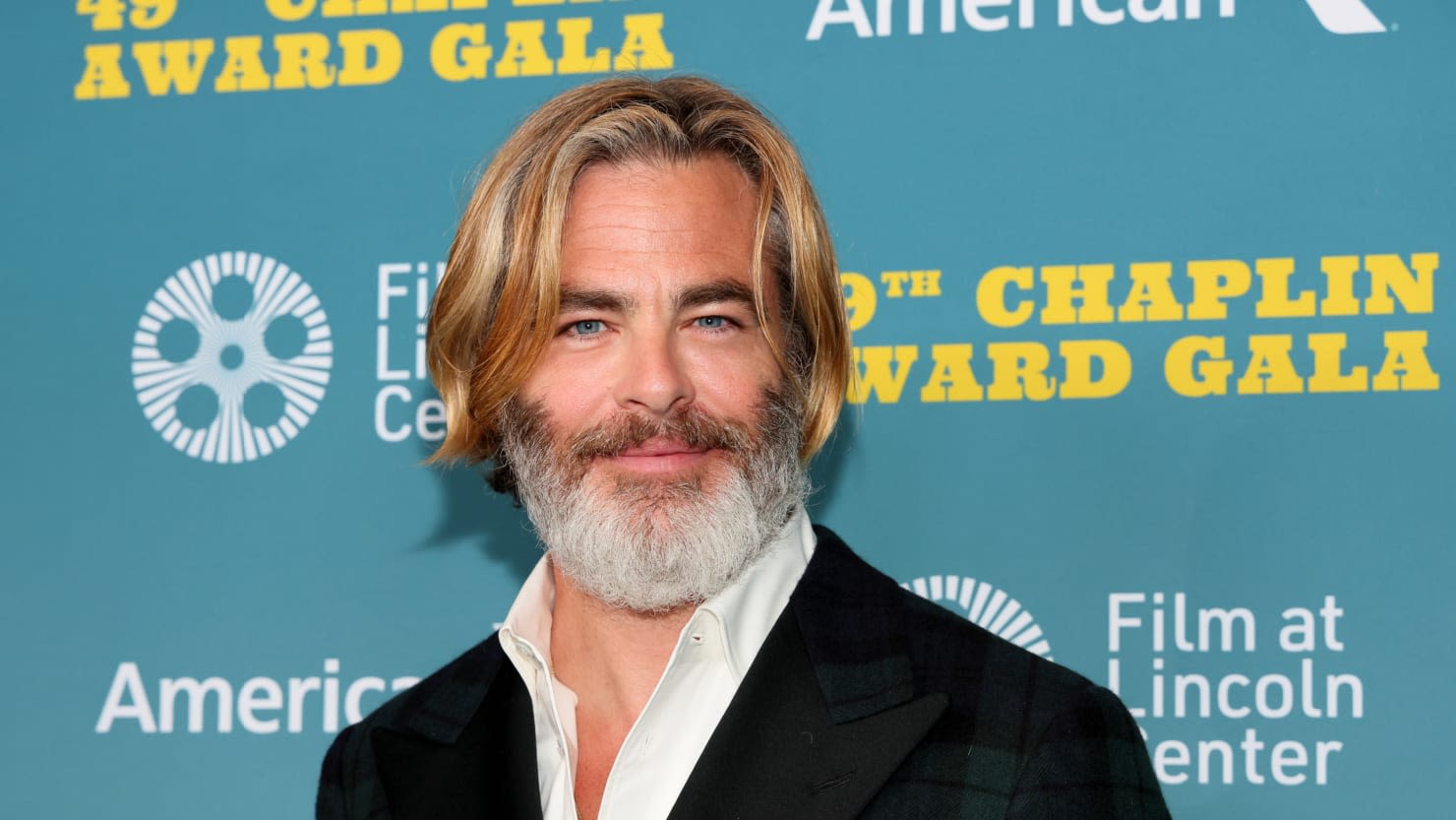 Chris Pine Is Stuck in Very Suburban Battle Over Ficus Trees