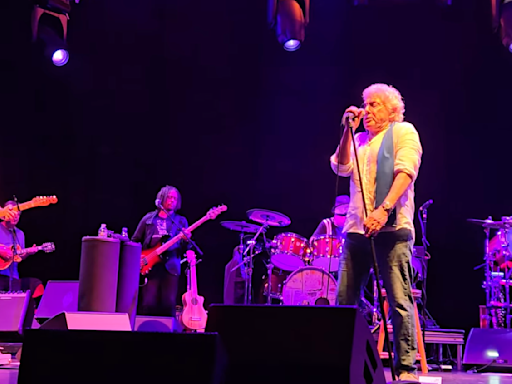 Don't Tell Him We Told You But Roger Daltrey Covered Paul Simon In Port Chester