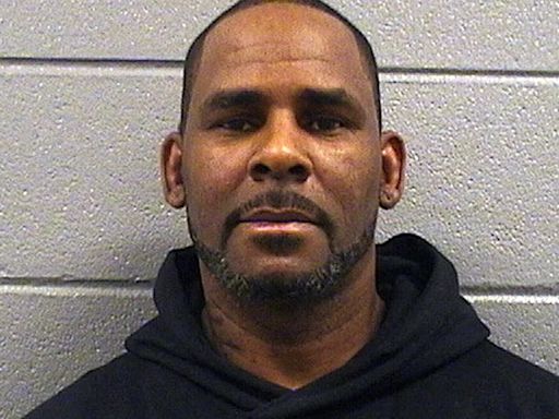 La Justicia estadounidense ratificó la condena de 20 años de cárcel para el cantante R. Kelly por pornografía infantil