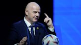 Infantino, de la FIFA, solicita nuevas leyes que reduzcan honorarios de los agentes de futbolistas