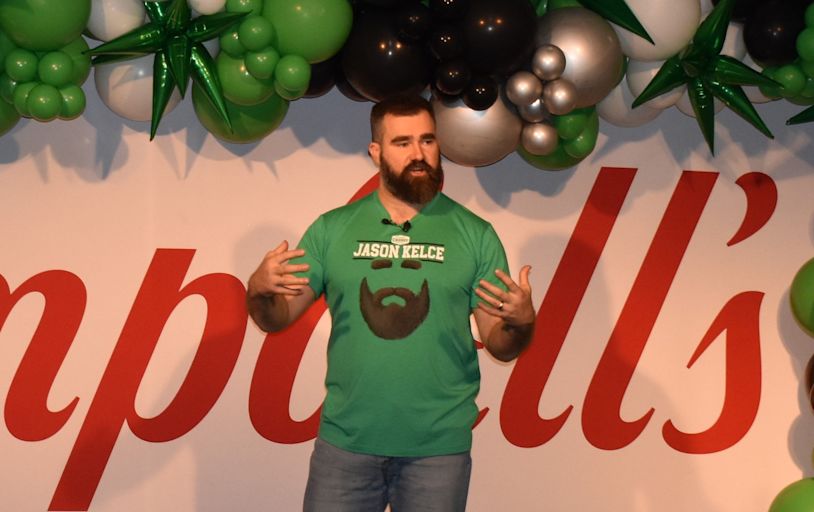 Jason Kelce lost his Super Bowl ring in a pool of chili at 'New Heights' show