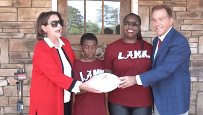 Coach Nick Saban and Miss Terry dedicate 21st Habitat for Humanity home
