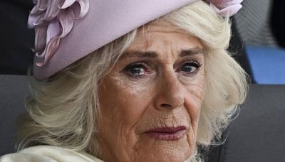 Pourquoi la reine Camilla a-t-elle été émue aux larmes lors de la cérémonie du D-Day ?