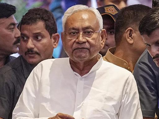 Nitish Kumar conducts aerial survey of flood-hit areas in Bihar