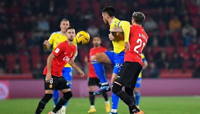 Cádiz - Mallorca: horario, canal y dónde ver por TV y online hoy la jornada 33 de LaLiga EA Sports