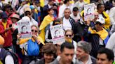 Más de 500.000 colombianos marcharon en varias ciudades del país contra el gobierno de Gustavo Petro