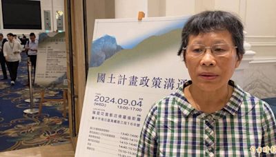 劉世芳宣導國土計畫法 陳椒華場外抗議「產業園區搶變更」