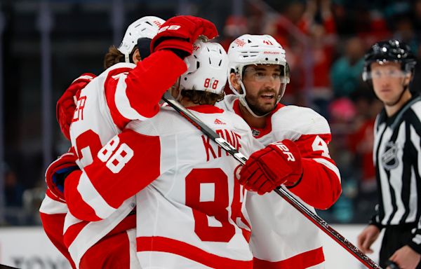 Steve Yzerman: Detroit Red Wings 'just not going to have enough money' to re-sign all FAs