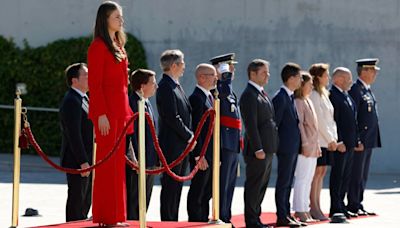 La Princesa Leonor, despedida con honores por primera vez en Barajas