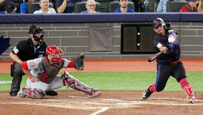 Alejandro Kirk's winning hit in 11th inning pushes Blue Jays past Cardinals 4-3