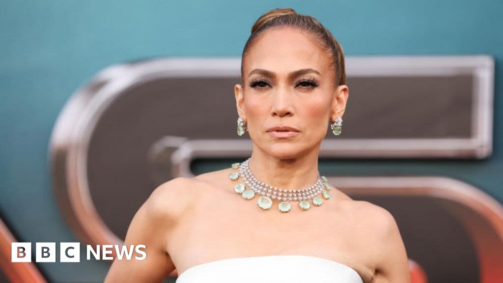 Jennifer Lopez: 'Heartsick' singer cancels US tour to spend time with family