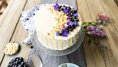 Blueberry And Almond Chantilly Cake Recipe