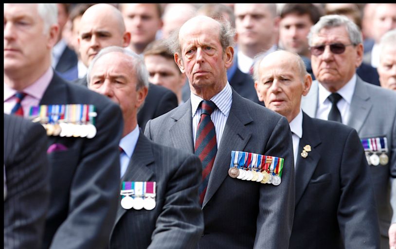 Duke of Kent hands Prince Edward over colonelcy of Scots Guards