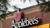 Correo electrónico de ejecutivo de Applebee’s provoca una renuncia masiva: “Fue la gota que derramó el vaso”