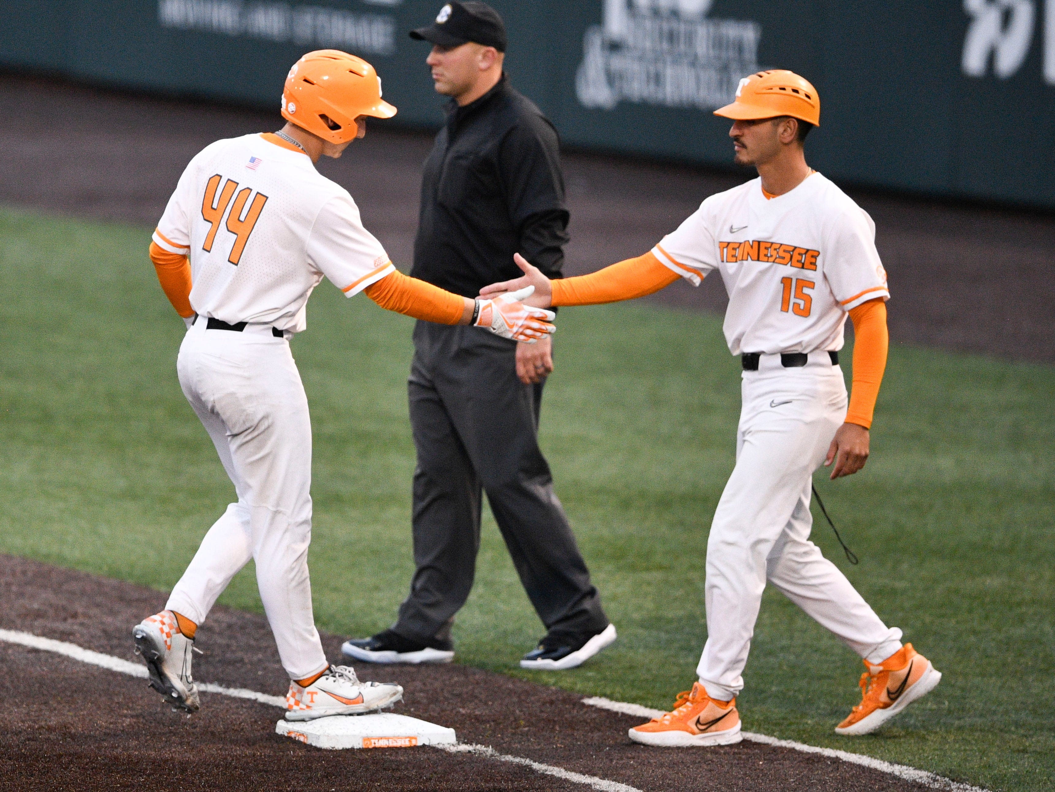 Tony Vitello hires former Vols shortstop Ricky Martinez to role on Tennessee baseball coaching staff