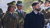 Respaldo del Presidente Boric marca el último Día del Carabinero del general Yáñez - La Tercera