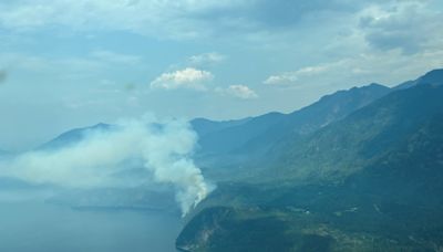 Fire numbers fall in B.C. as fire near Golden destroys structures, spurs evacuation